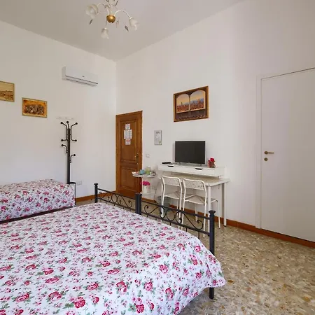 بيت ضيافة Dimora Del Magnifico 3*